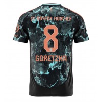 Camisa de Futebol Bayern Munich Leon Goretzka #8 Equipamento Secundário 2024-25 Manga Curta